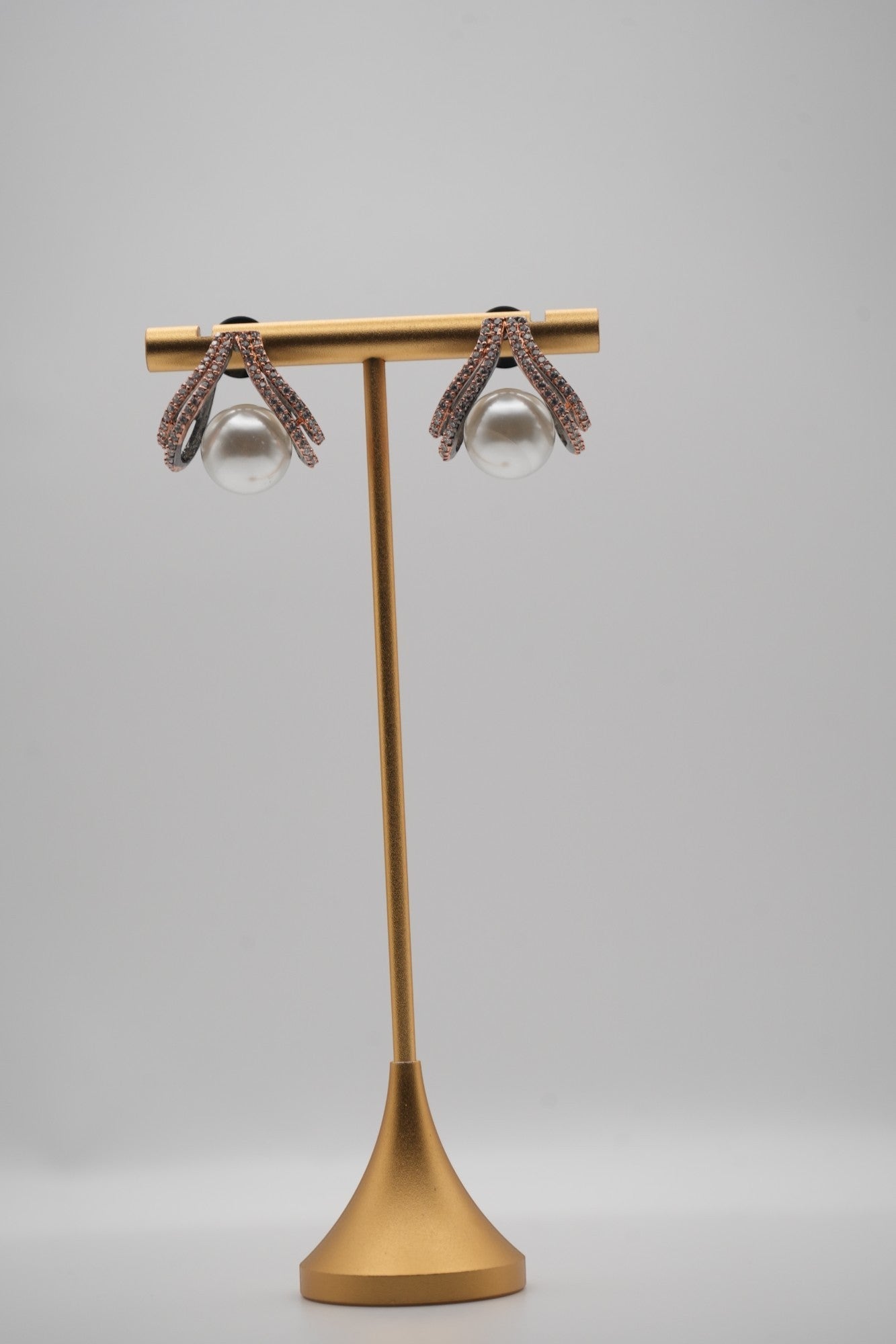 Ribbon Radiance: Pearl and Crystal Bow Drop Earrings