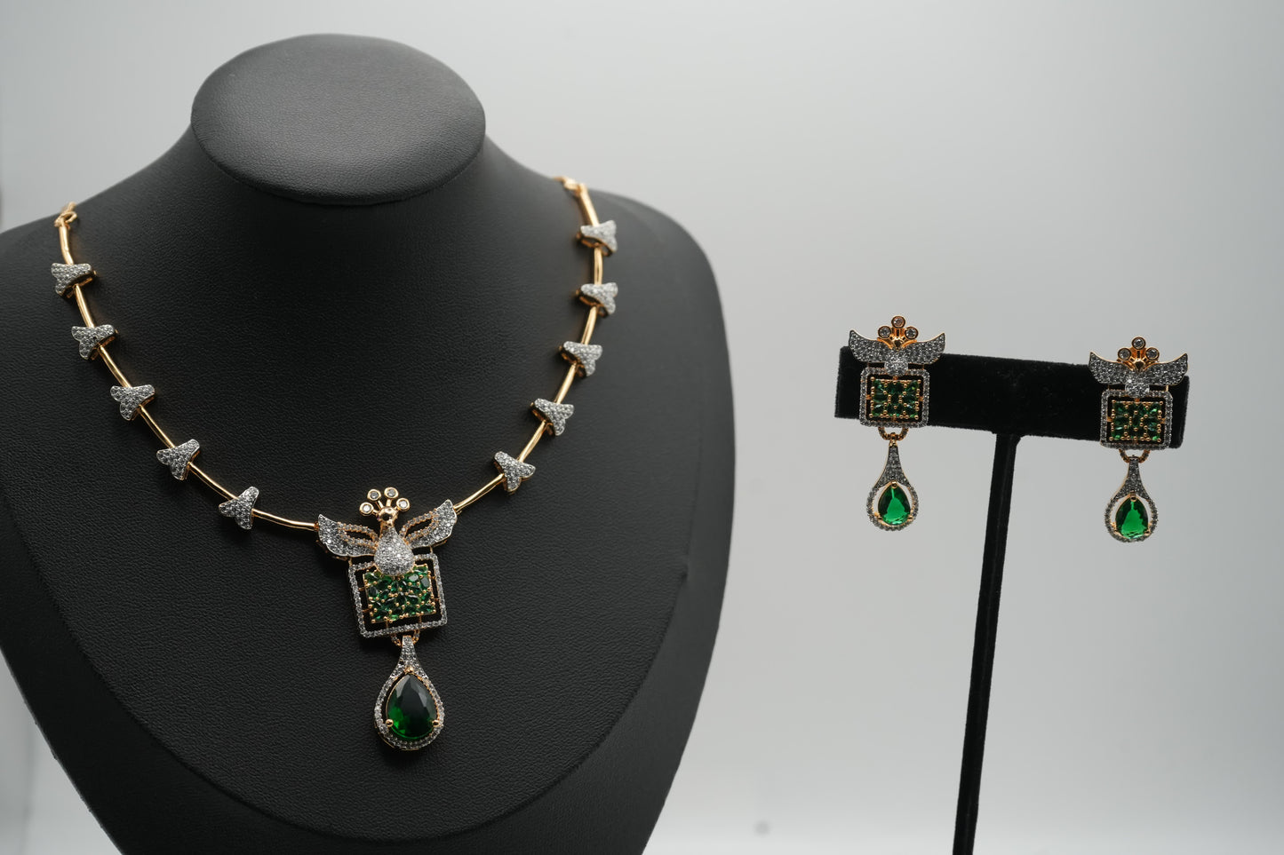 Emerald Empress Necklace Set