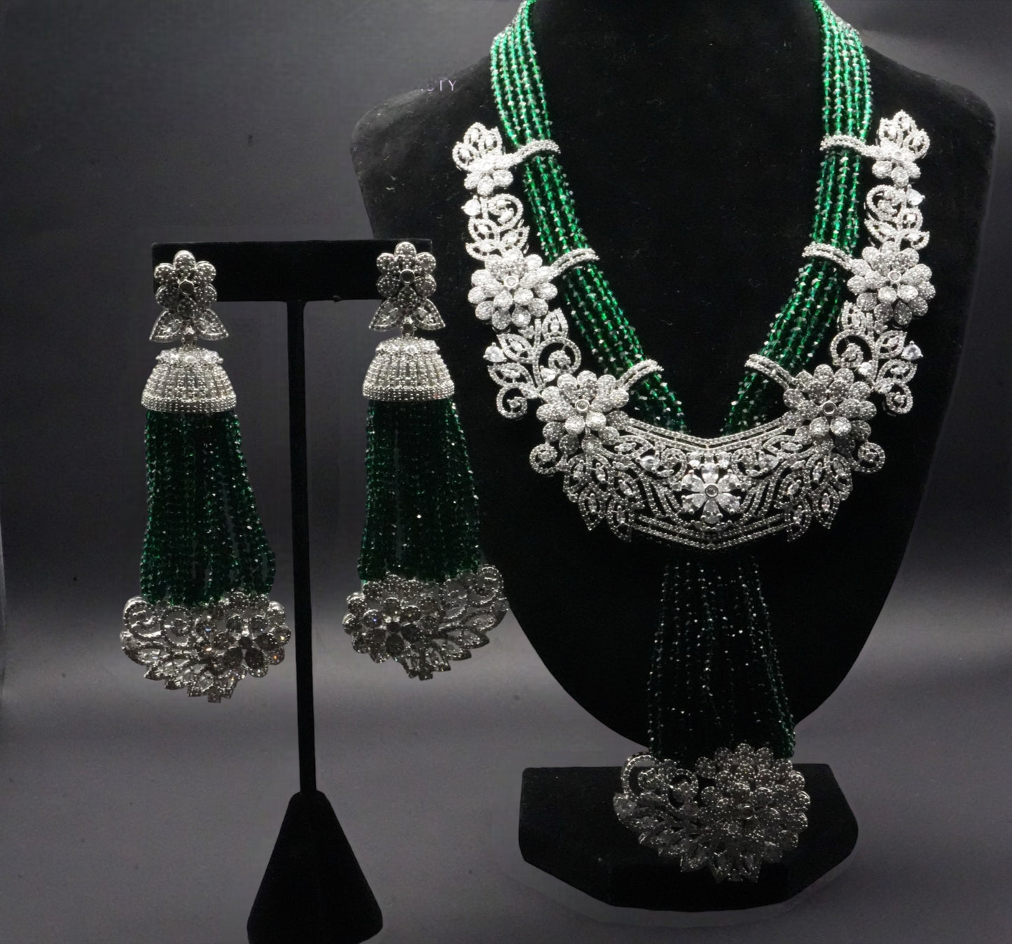 Regal Green Bead and CZ Stones Floral Necklace Set