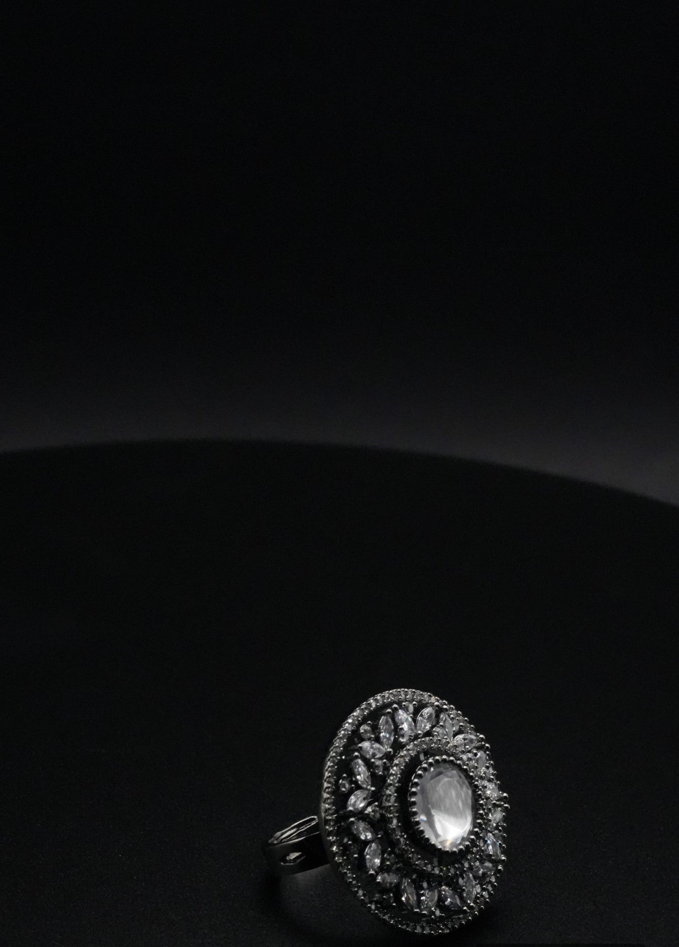 Luxurious black-toned statement ring