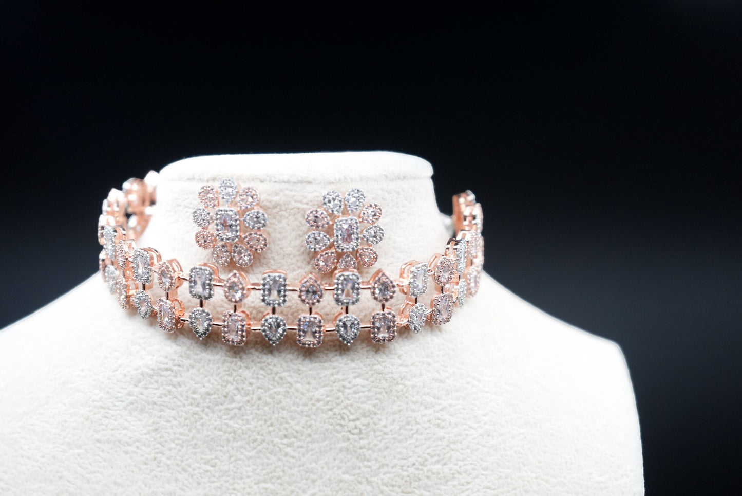 Beautiful elegant CZ Stones with this stunning rose gold choker and earring set