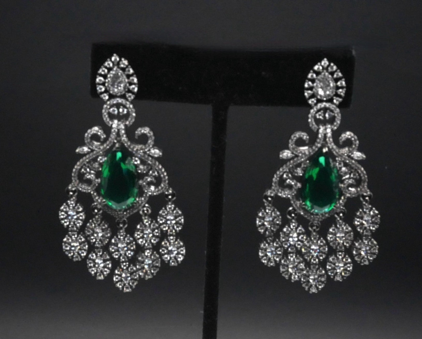 Majestic Emerald Teardrop Chandelier Earrings