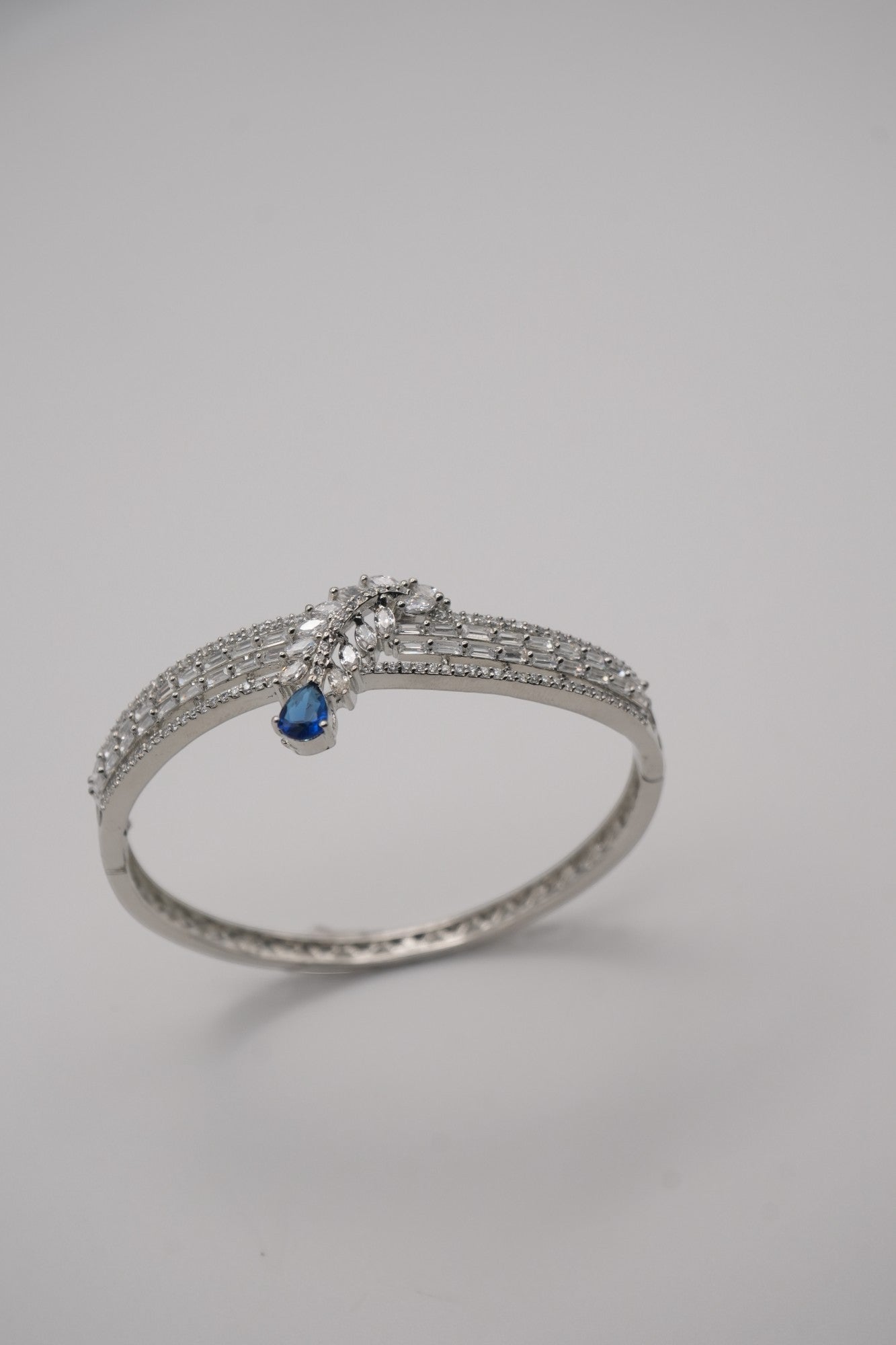 Silver coated & Blue Gemstone Interwoven Bangle