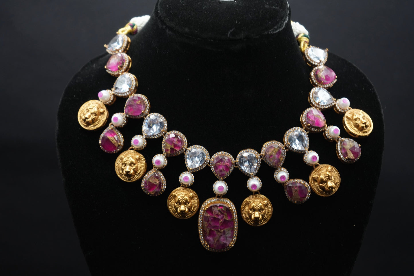 Regal Radiance: Gemstone and Lion Motif Necklace & Earring Set