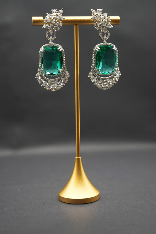 Classic Emerald Green Crystal Stud Earrings