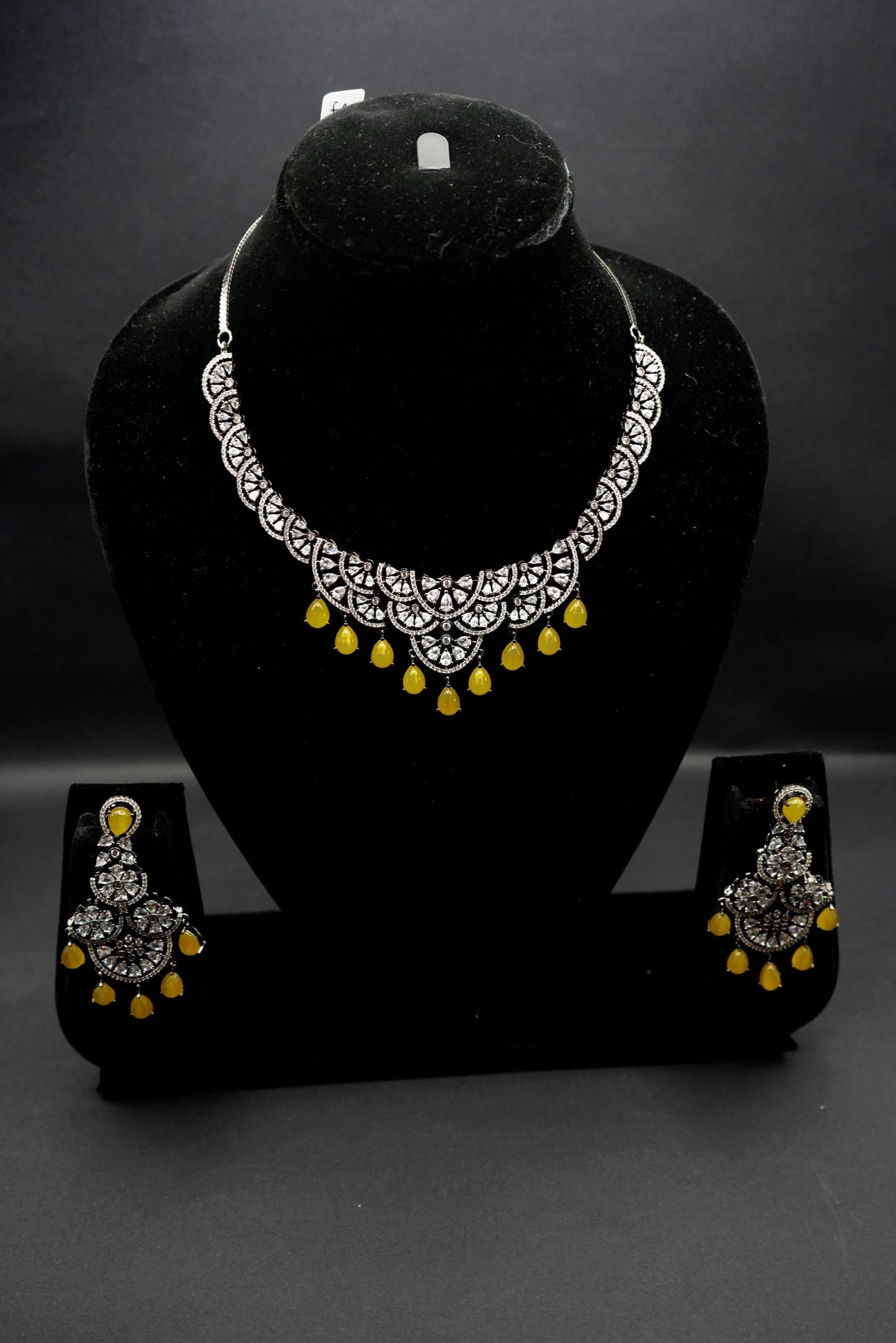 Exquisite Crystal and yellow Droplet Necklace with Earrings