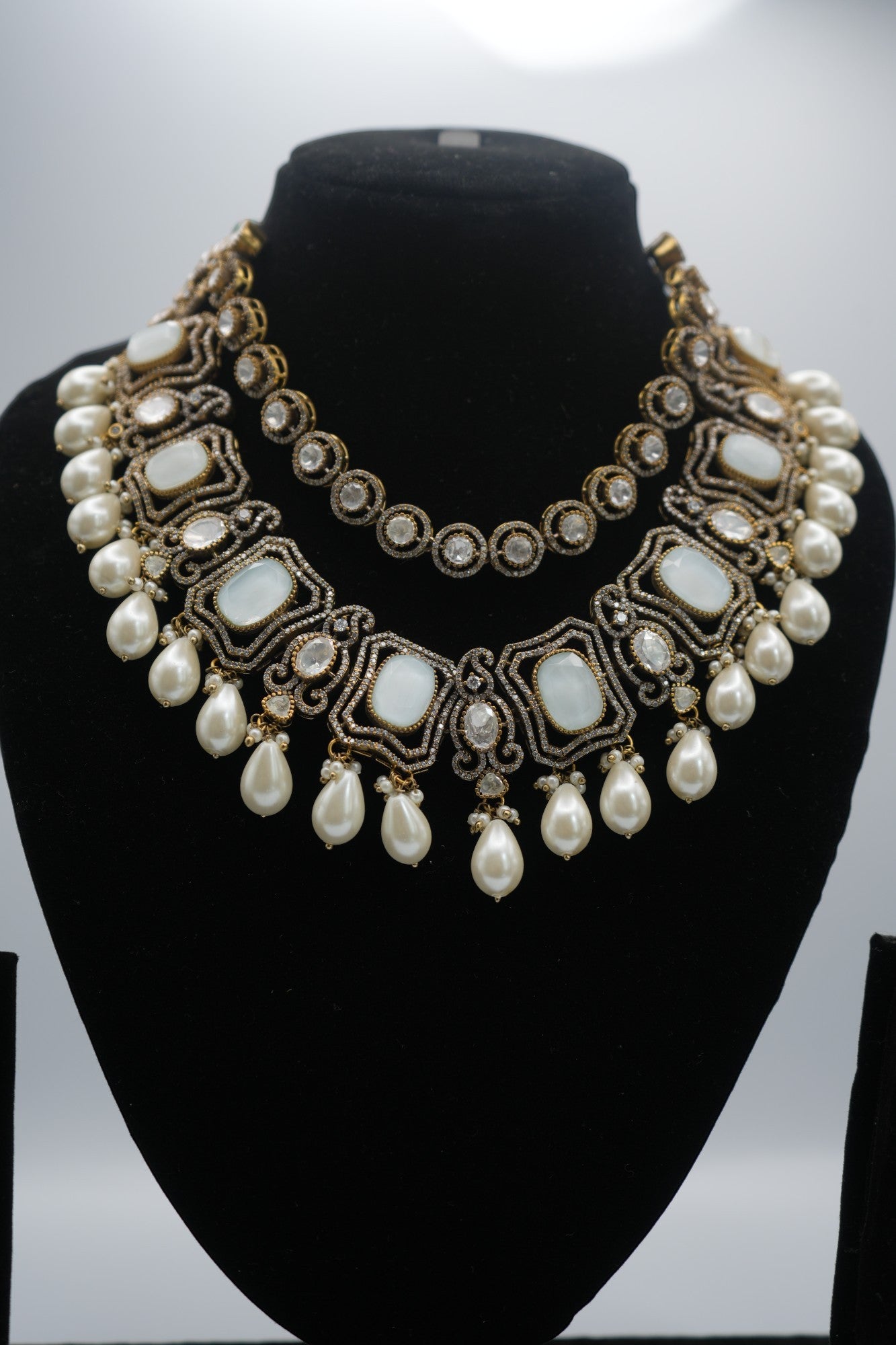 Lumina Layers: Polki Kundan, Mirror, and Pearl Necklace & Earring Set