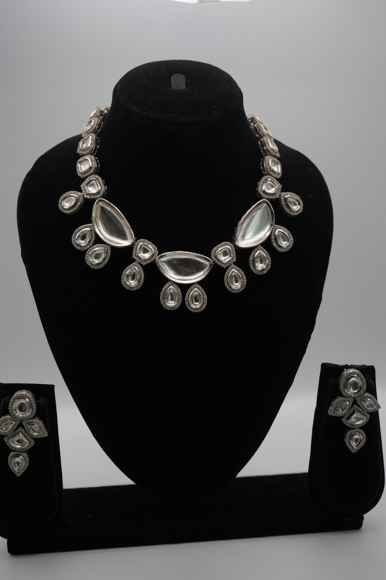Ethereal Radiance: Polki Kundan Silver-Plated Necklace & Earring Set