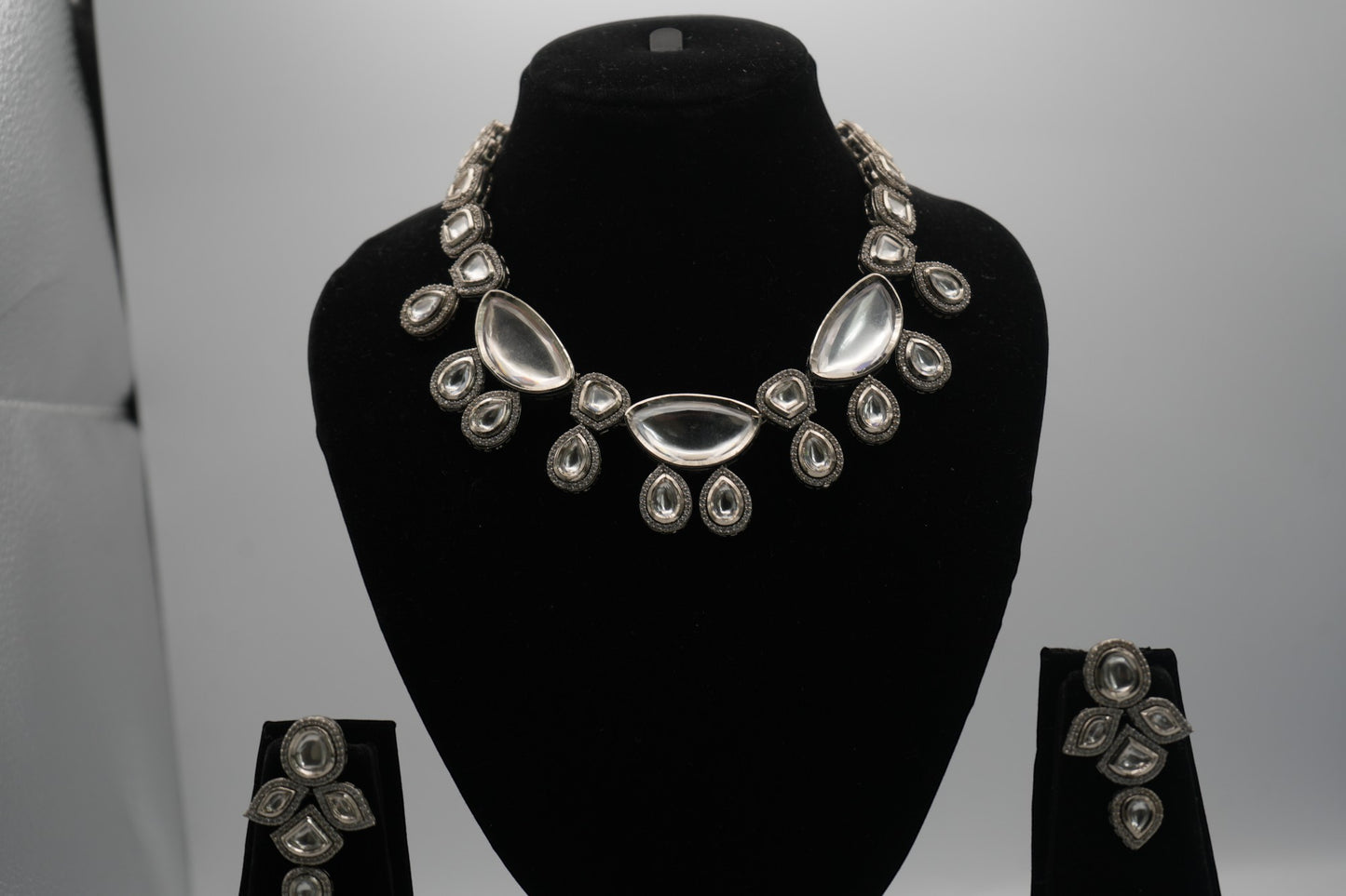 Ethereal Radiance: Polki Kundan Silver-Plated Necklace & Earring Set