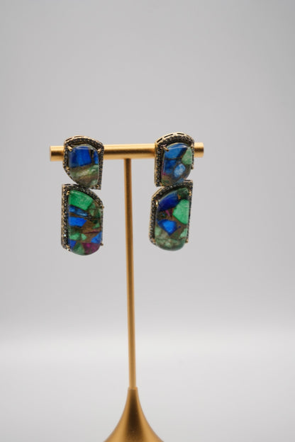 Lumina Layers: Polki Kundan, Mirror, and Pearl Necklace & Earring Set