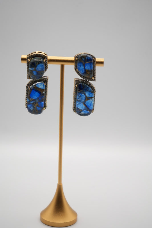Azure Depths: Labradorite Drop Earrings