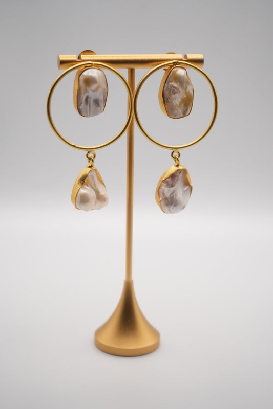 Lunar Orbit: Keshi Pearl and Gold Hoop Earrings