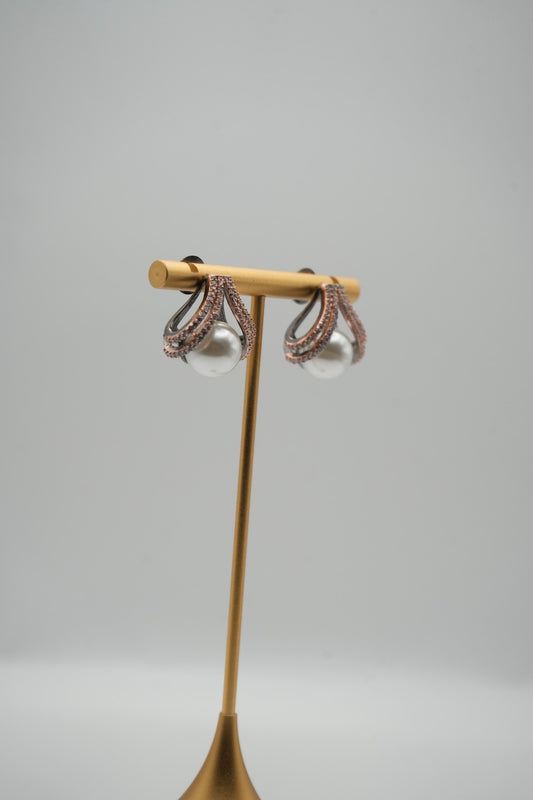 Ribbon Radiance: Pearl and Crystal Bow Drop Earrings