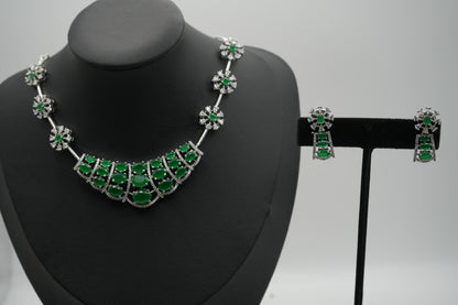 Emerald Bloom Necklace Set