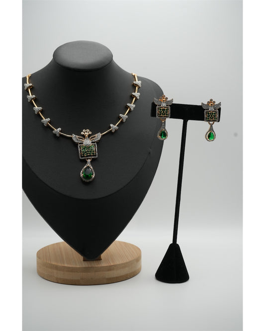 Emerald Empress Necklace Set