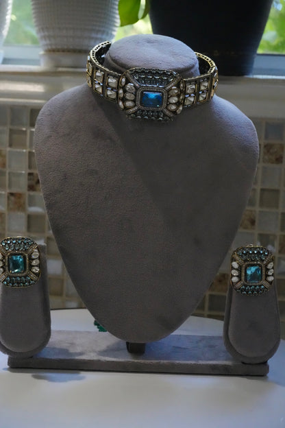 Bold Teal & Pearl Choker Set