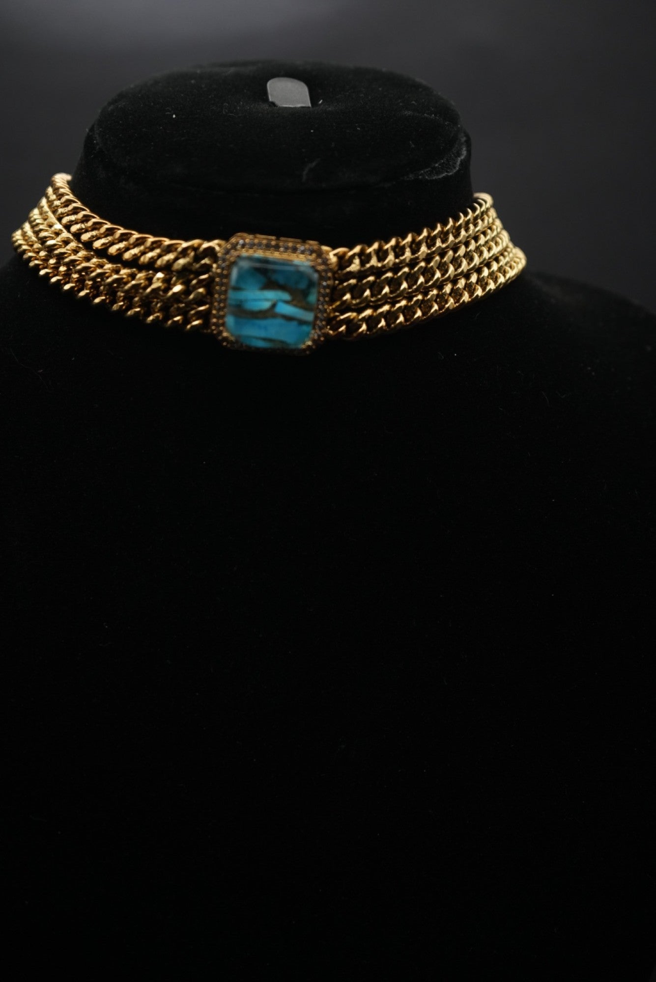 Turquoise Treasure: Bold Chain Choker Necklace