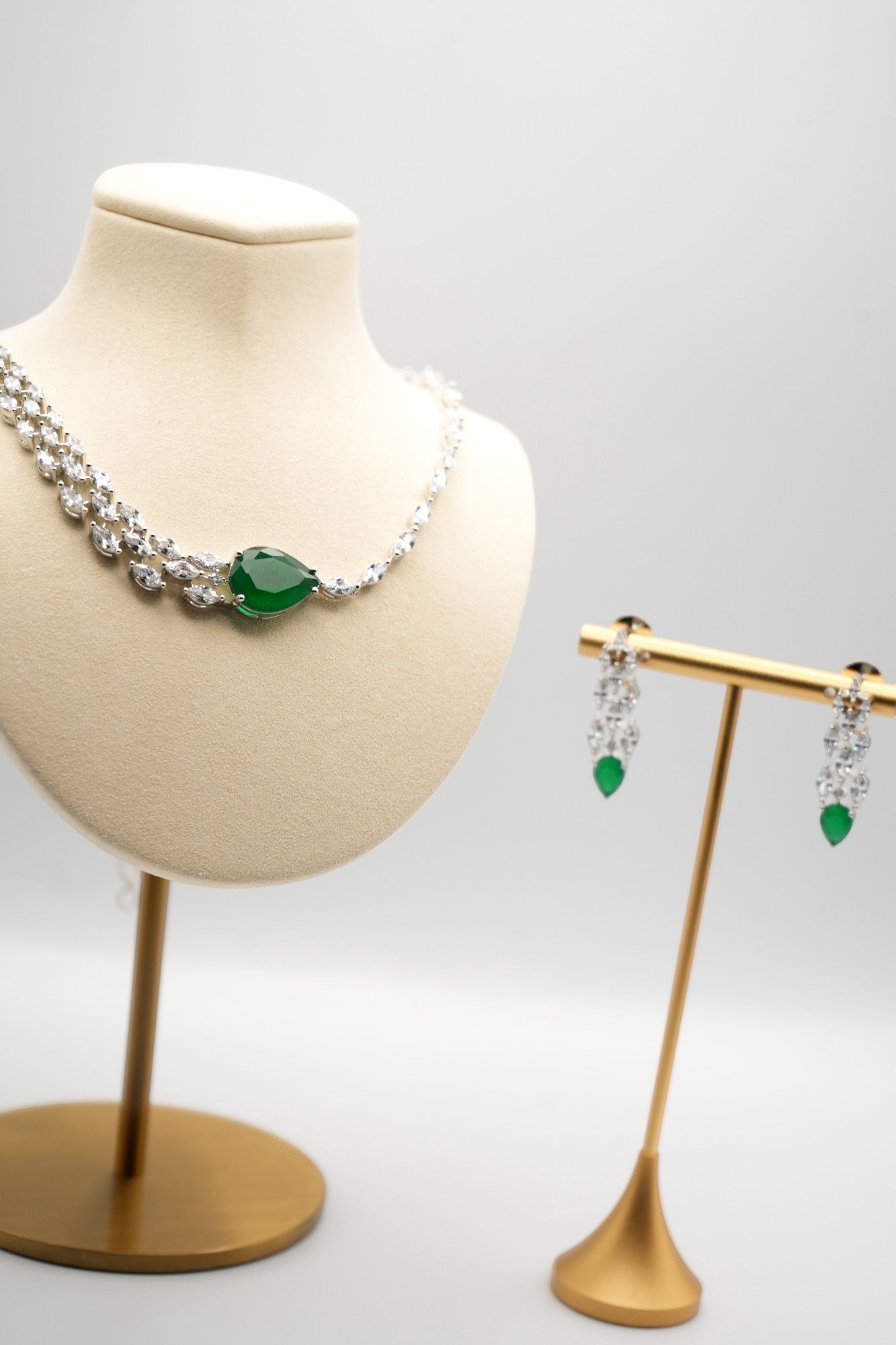 Emerald Cascade: Emerald Necklace & Earring Set
