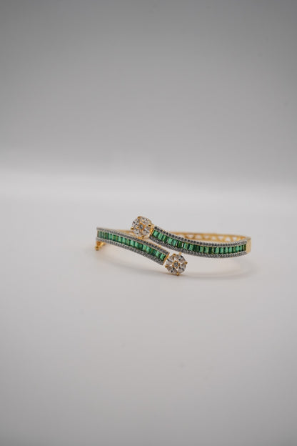 Verdant Embrace Bracelet