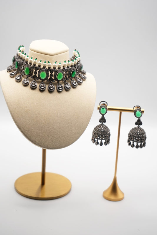 Traditional Green Gemstone and Pearl Jewelry Set