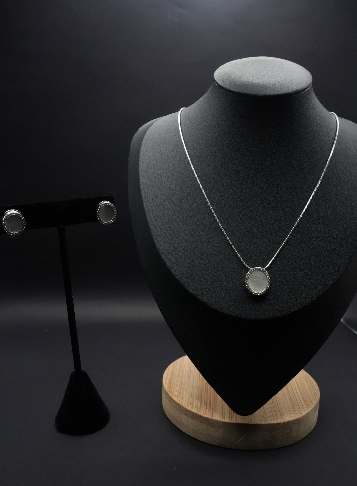 Classic Silver coated Necklace and Earring Set with Frosted Oval Pendants