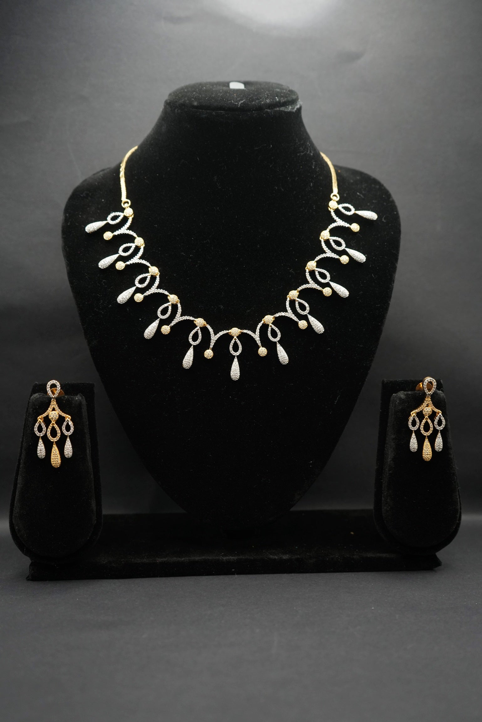 Elegant Gold-Tone Crystal Necklace and Earring Set