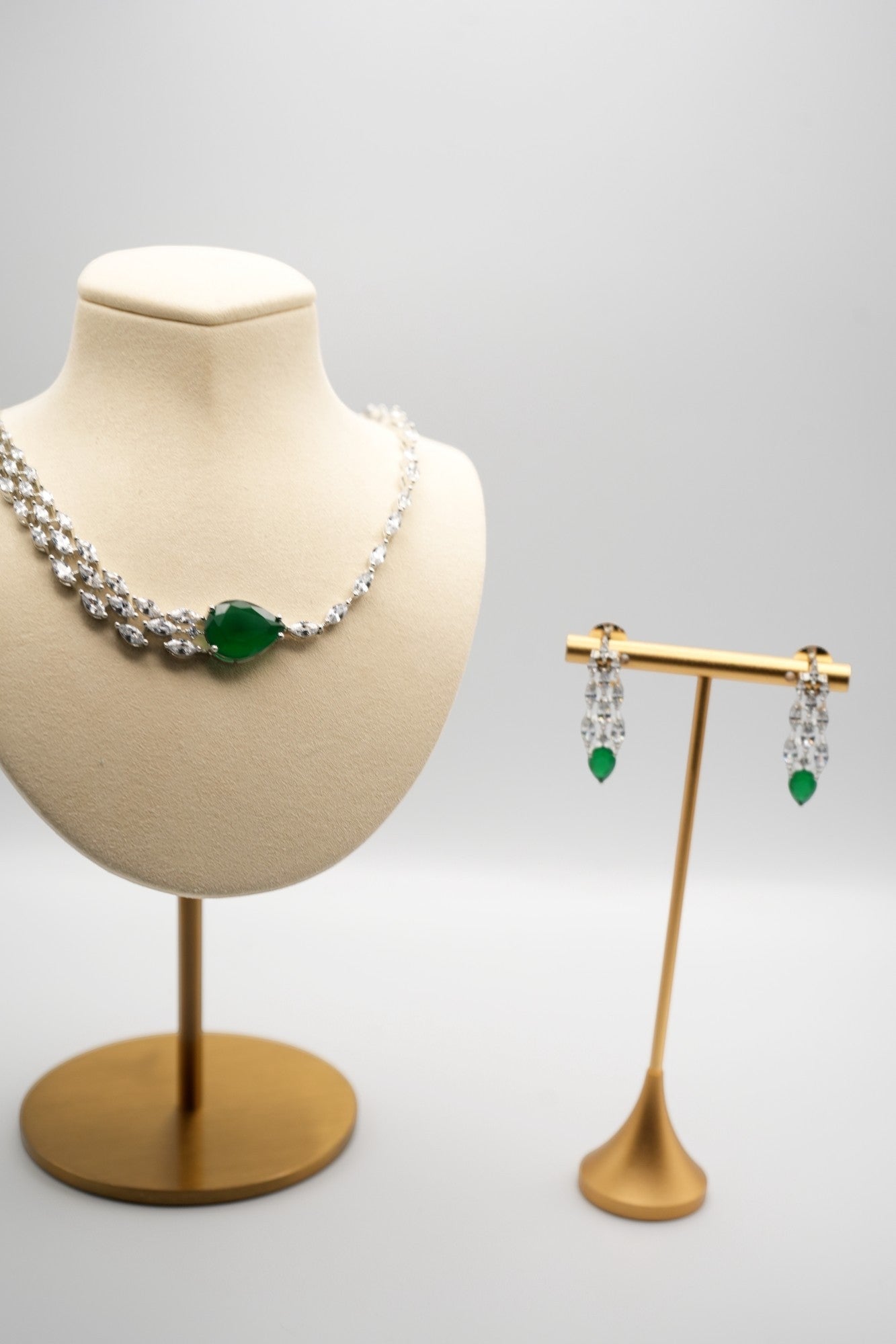 Emerald Cascade: Emerald Necklace & Earring Set
