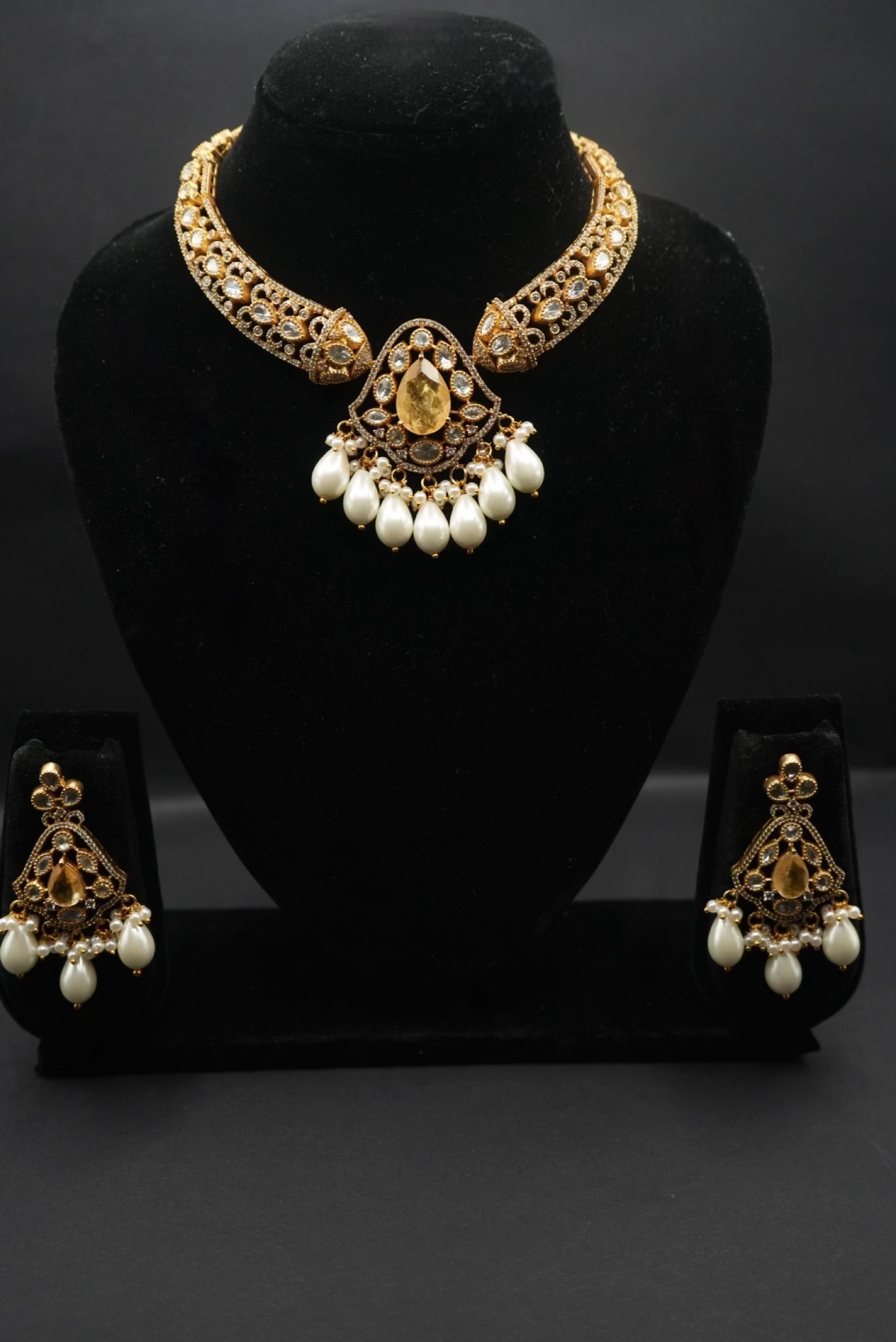 Exquisite Gold-Plated Necklace and Earring Set with White beads hanging Accents